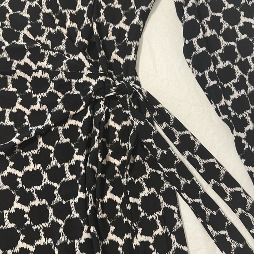 Anne Klein Faux Wrap Dress Size 10 - Picture 5 of 6